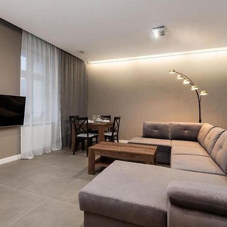 Apartament Platynowy - Centrum Gliwic Z Parkingiem Gliwice Bagian luar foto