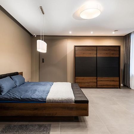 Apartament Platynowy - Centrum Gliwic Z Parkingiem Gliwice Bagian luar foto