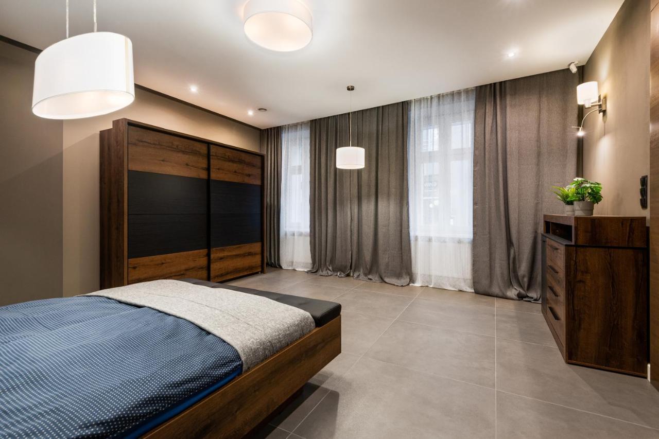 Apartament Platynowy - Centrum Gliwic Z Parkingiem Gliwice Bagian luar foto