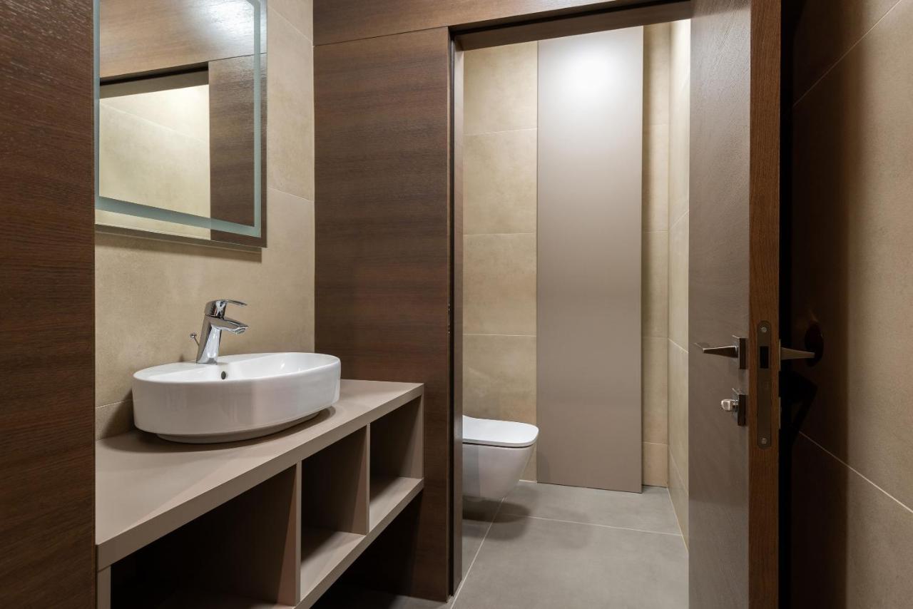 Apartament Platynowy - Centrum Gliwic Z Parkingiem Gliwice Bagian luar foto
